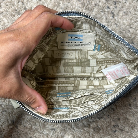 TOMS Sightsee Beaded Pouch NWT - Picture 5 of 7